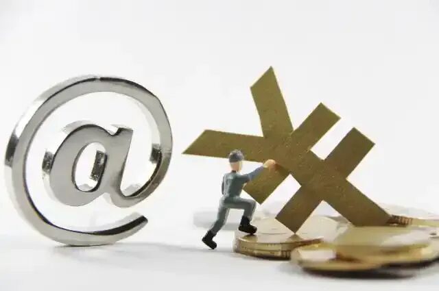 4倍LPR降息压力，小贷行业“生死突围”